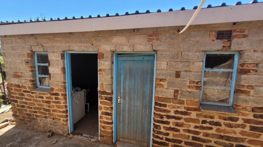 2 Bedroom Property for Sale in Botshabelo Free State